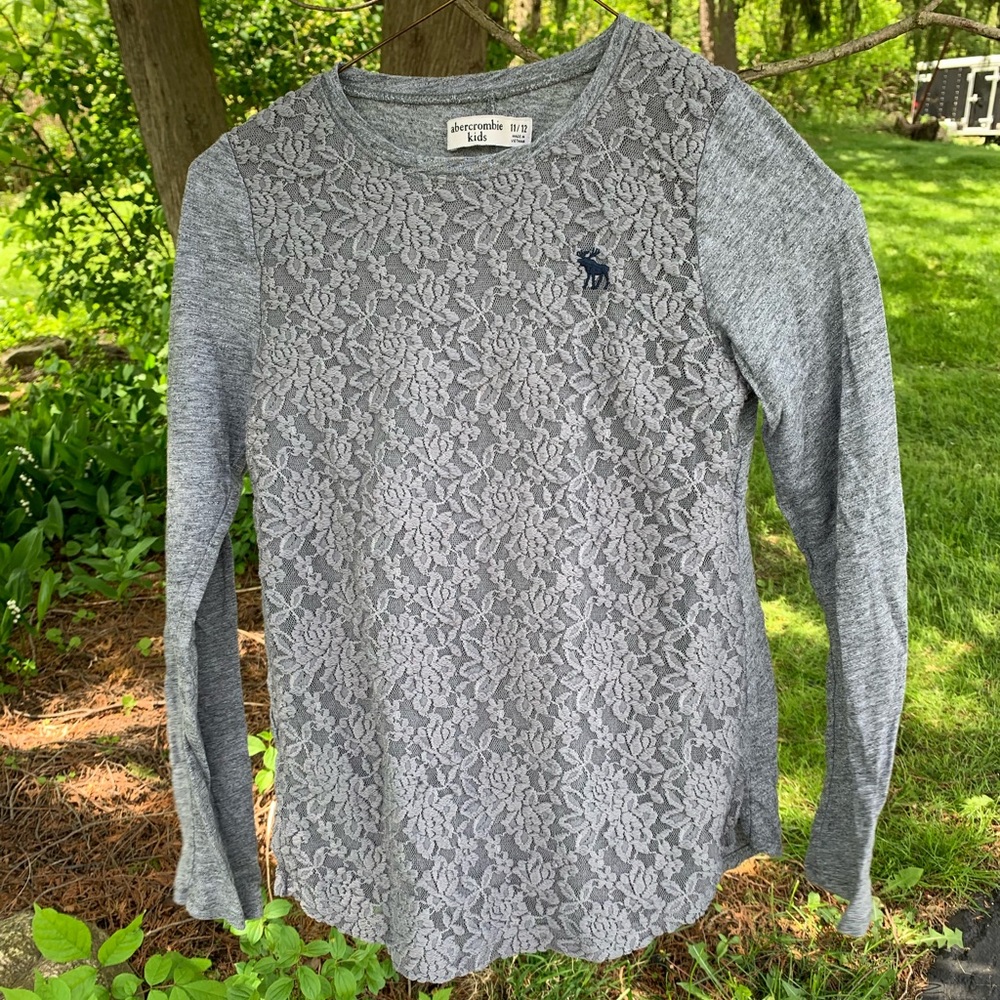 long sleeve gray tee